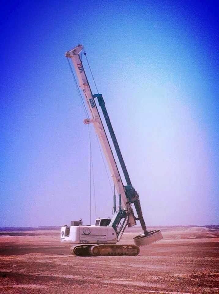 עבודת קידוח של דנאל קידוחים באתר בנייה